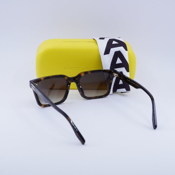Marc Jacobs MARC 719/S 0086 9K Square Sunglasses - Havana\Brown Gradient - Picture 10 of 10